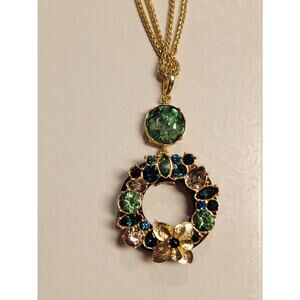 Talbots Holiday Wreath Pendant Necklace W/ Tortoise Shell Back- Gold Tone Chain